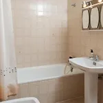 Cerca De La Playa De La Mata * Торевьиа