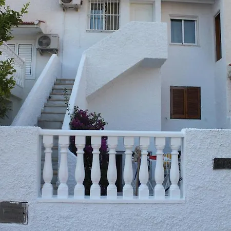 Cerca De La Playa De La Mata Torrevieja